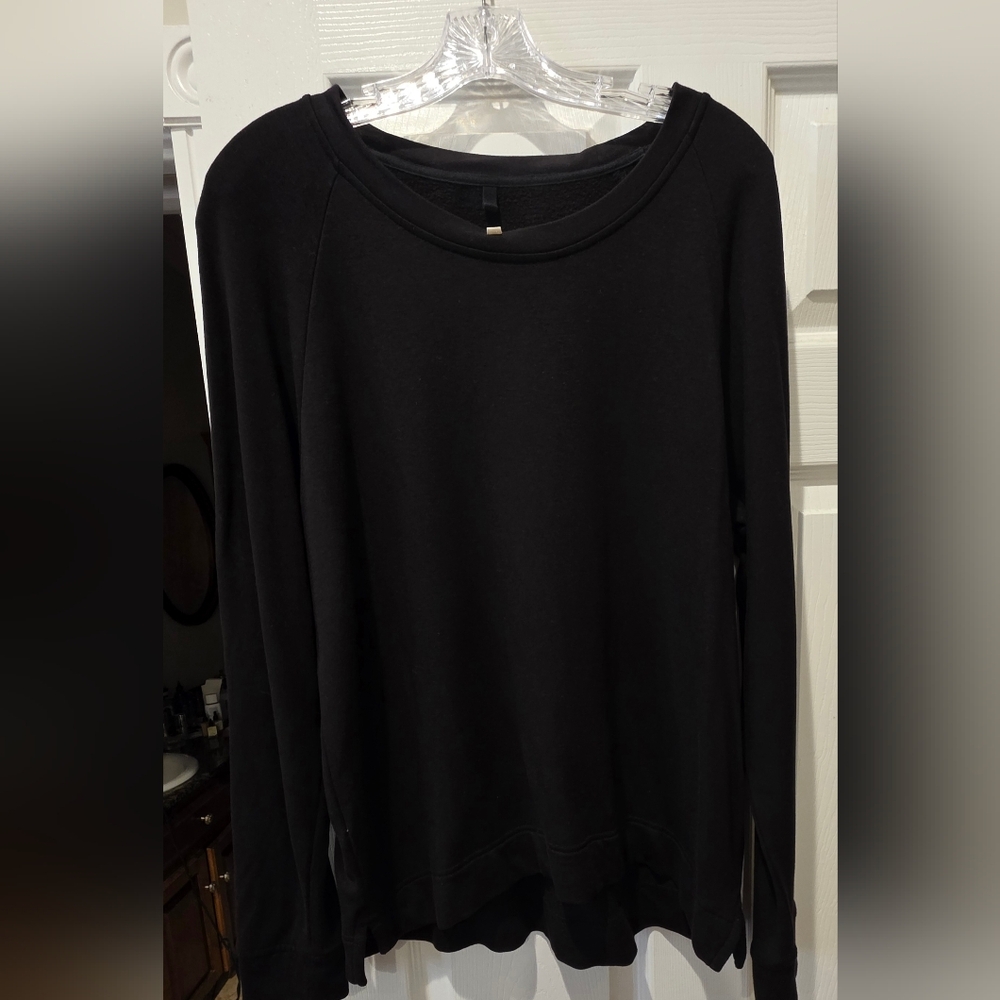 Euc Lou & Grey sweatshirt